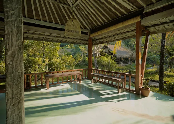 Ardan Maison The Garden Bed and breakfast